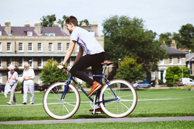 Quella Bicycle introduced their New Varsity Oxford Urban Bike