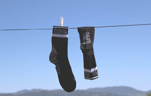 New Carbon-Socks from tune
