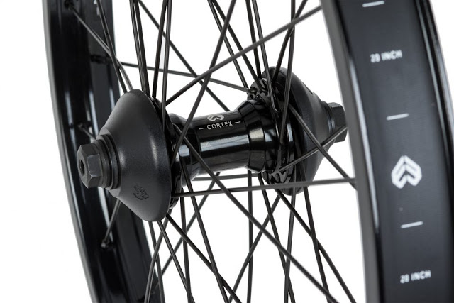 Éclat presented the New Cortex Front Hub