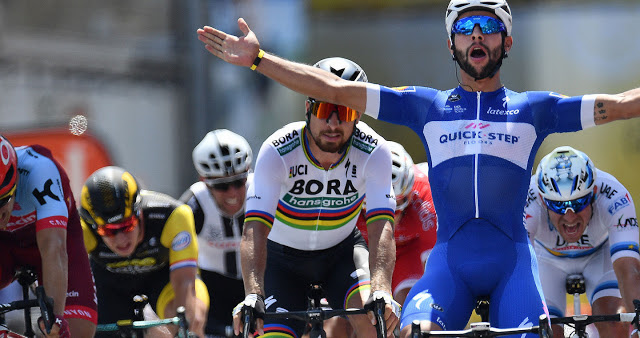 Fernando Gaviria sprints to yellow jersey at Tour de France debut