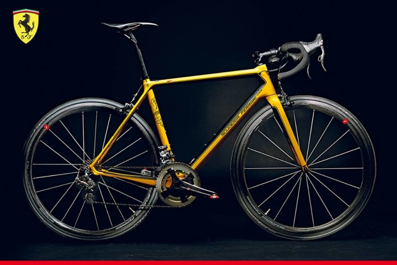 Discover the Limited Edition Collection of Bianchi for Scuderia Ferrari