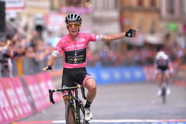 Yates wins a second stage in the pink jersey at the Giro d’Italia