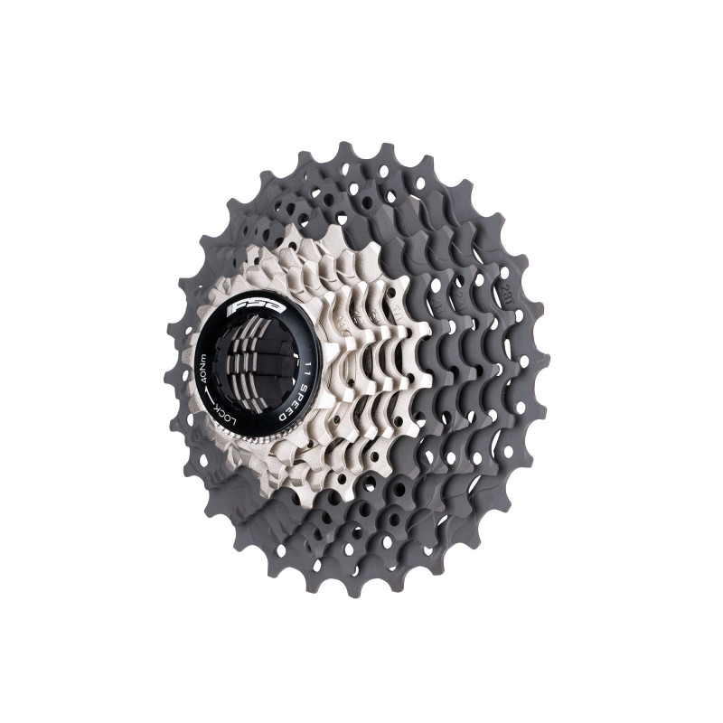 K-Force We Cassette presents Titanium and Heat-Treated Carbon Steel Cogs