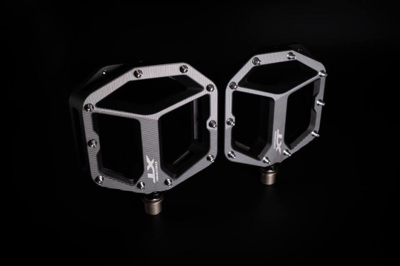 New PD-M8040 Deore XT Flat Pedals from Shimano