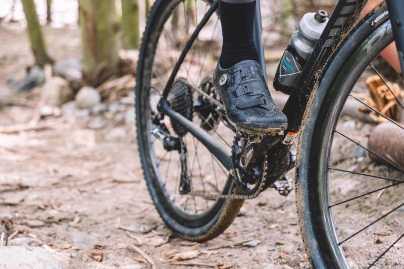 Shimano Introduces Ultra-Lightweight RX8 Gravel Racing Shoe