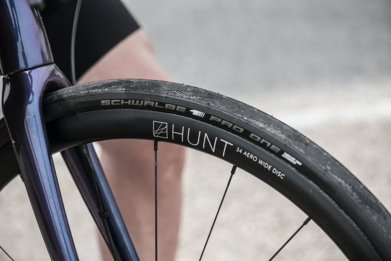 hunt carbon disc wheelset
