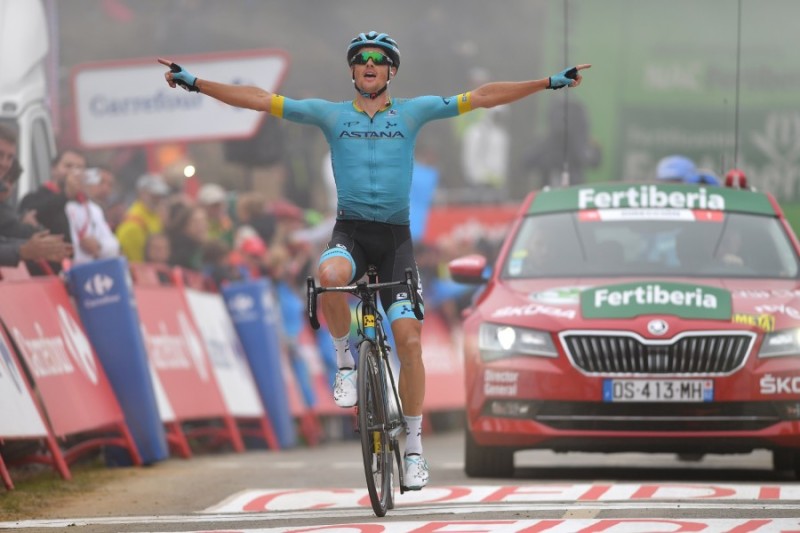 Vuelta a España. Stage 16. Jakob Fuglsang Wins Atop Alto de la Cubilla, Miguel Angel Lopez Keeps on Atacking