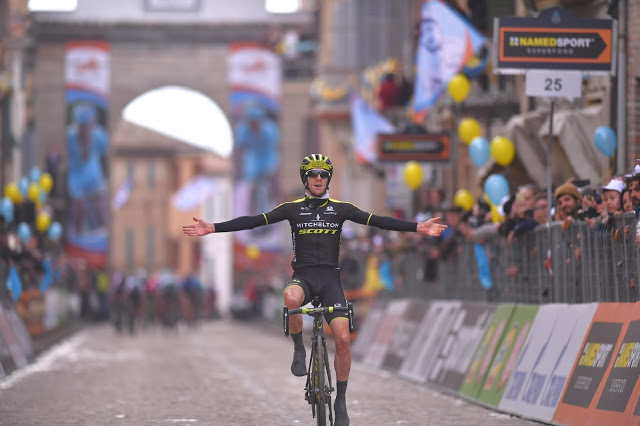Adam Yates breaks down the walls to win stage five of Tirreno-Adriatico