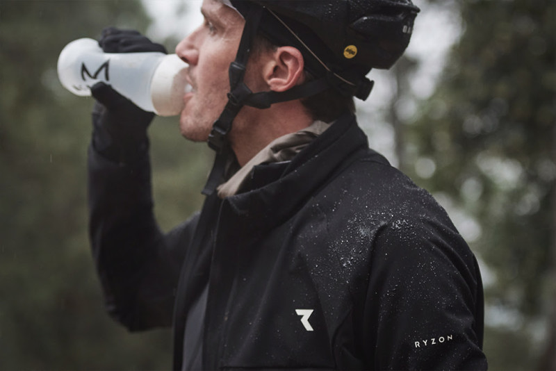 Introducing the New Generation of the Ryzon Generator Thermal Bike Jacket