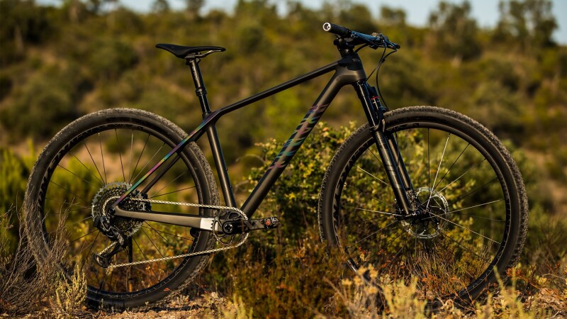 Canyon Launch All-New Exceed Models – MY21 Leading CFR Version Included