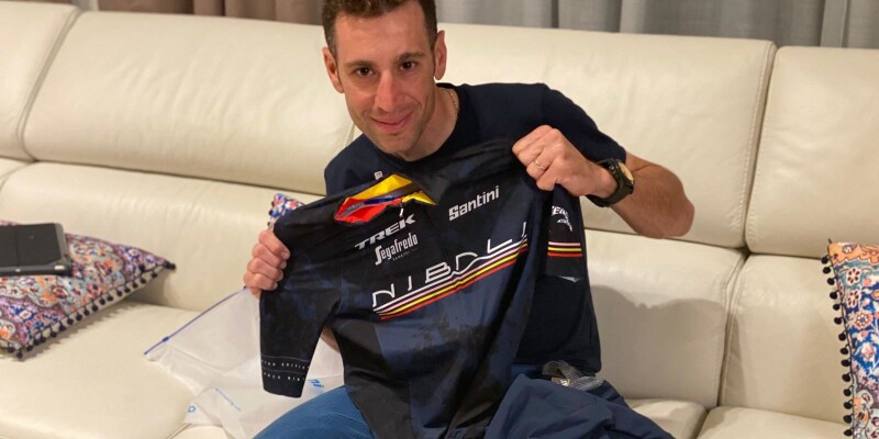 Santini Launches Exclusive Nibali Collection