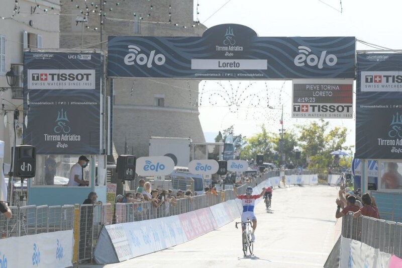Tirreno Adriatico: Van der Poel Wins in Thrilling Finish
