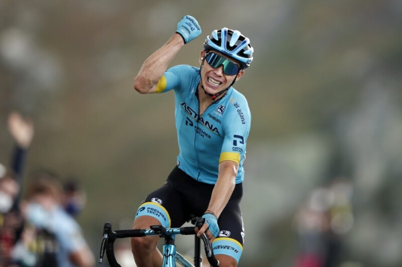 Tour de France. Stage 17. Big Win for Miguel Angel Lopez Atop Col de la Loze