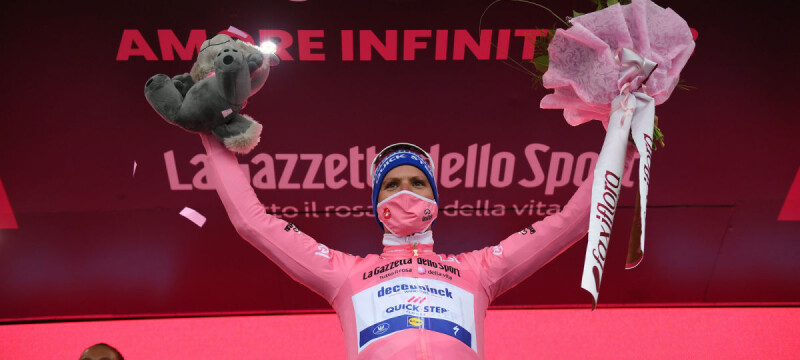 Giro d’Italia: João Almeida Takes the Maglia Rosa Atop Etna