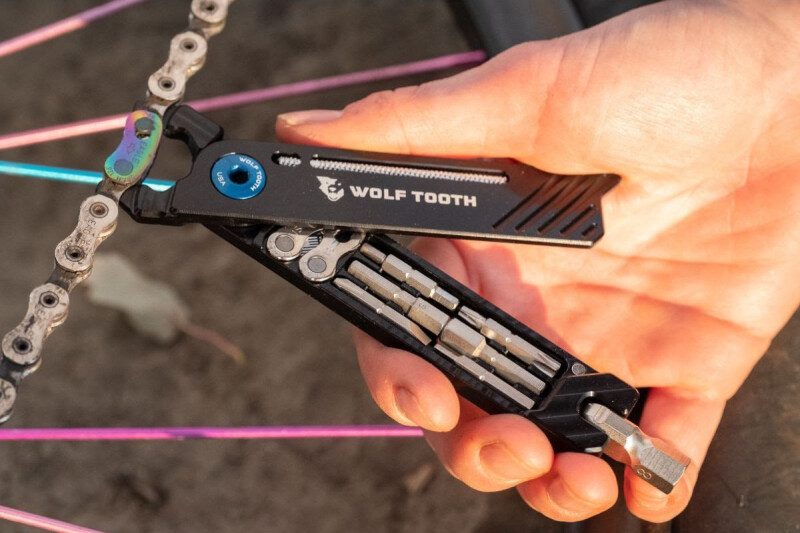 New Wolf Tooth 8-Bit Pack Pliers Lightweight Multi-Tool