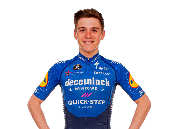 Remco Evenepoel Signs for Five Extra Years with Deceuninck – Quick-Step