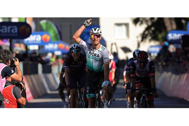 Giro d'Italia: Peter Sagan Wins Stage 10