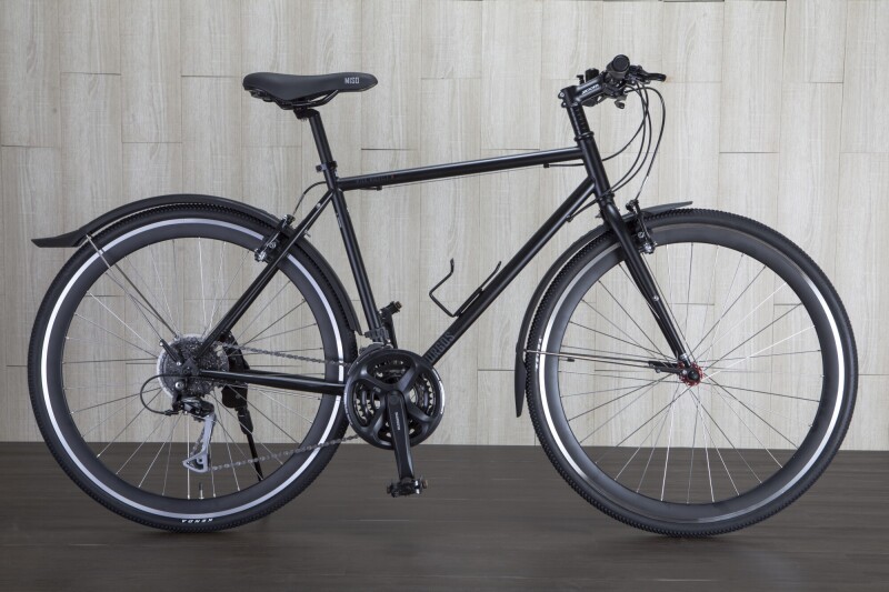 Road vs Hybrid Bike: What's the Difference and Which Should You Choose?