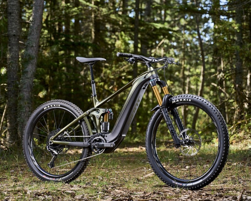 Giant Mountain e bikes available for sale online cheap