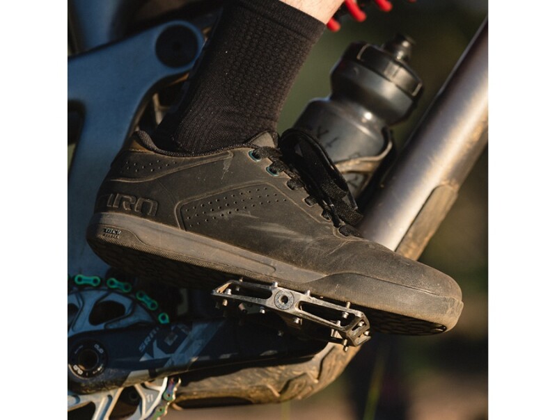 The New Giro Latch Shoe - Less Chatter. More Control