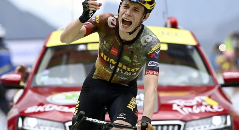 Vingegaard Converts Clever Team Play Into Stage Win and Yellow Jersey