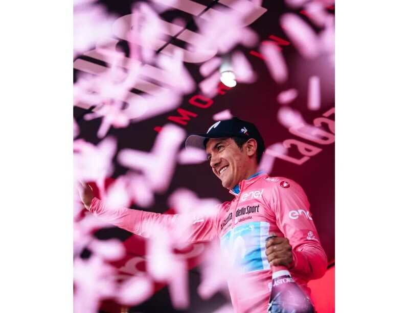 Richard Carapaz Signs with EF Education-EasyPost