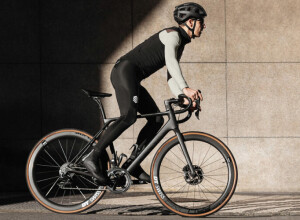 Article by Siroko Tech: Siroko SRX Cycling Vest with Thermal Insulation
