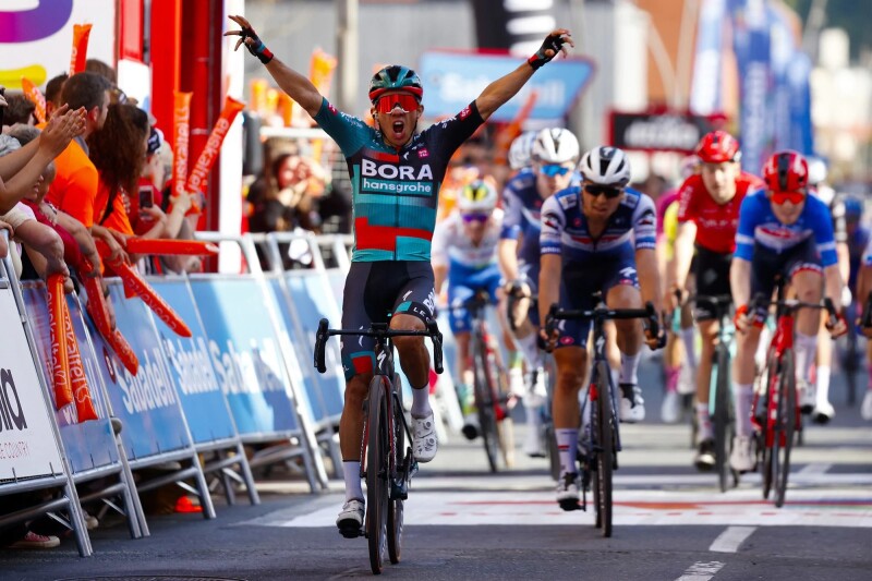 Sergio Higuita Takes the Second Stage Win for BORA-hansgrohe in Tour of the Basque Country